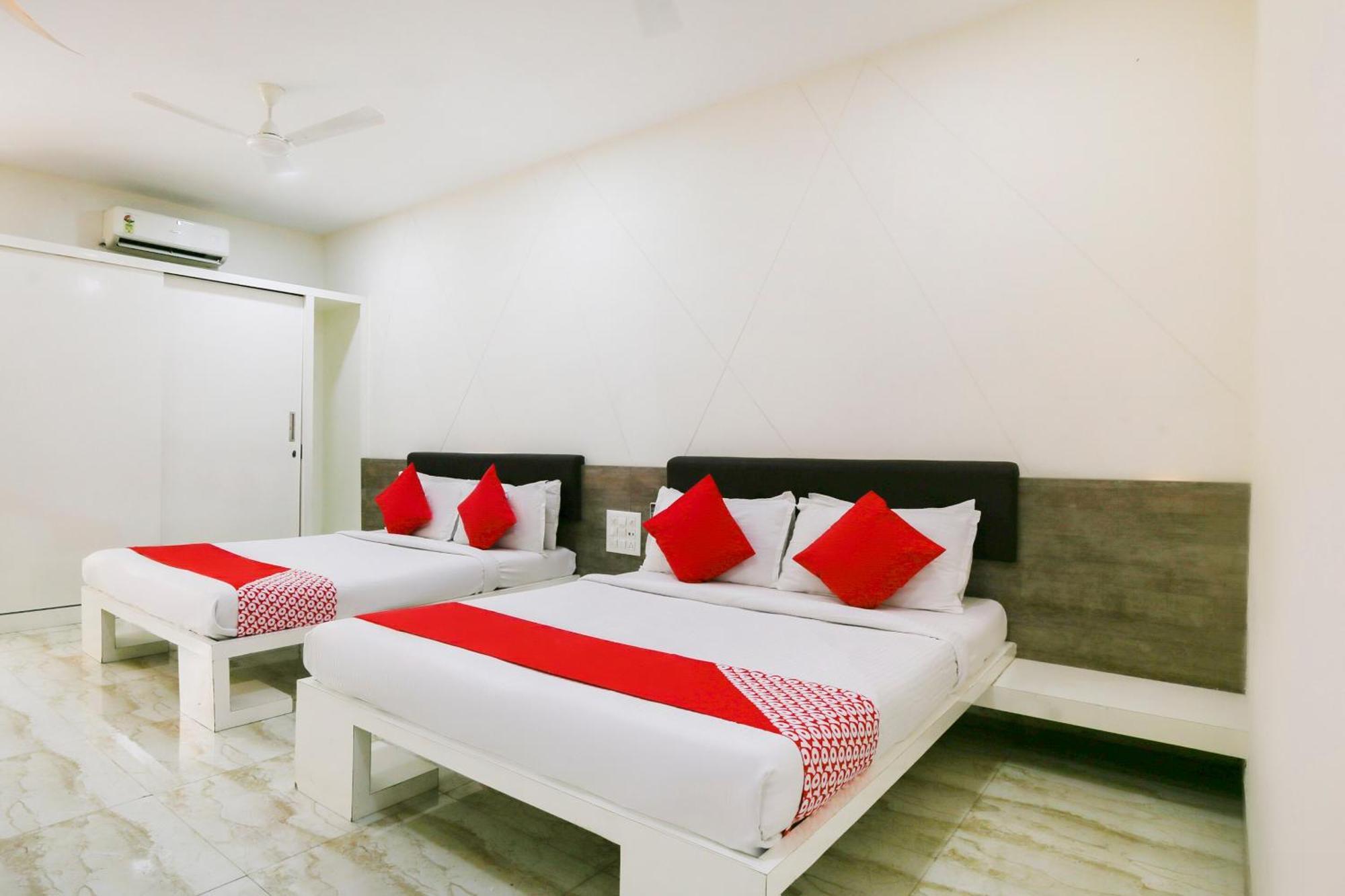 Hotel O Shiv Vatika Banquet & Rooms Bhatha Bagian luar foto